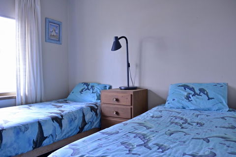 Dolphinview - Accommodation Main Beach 7