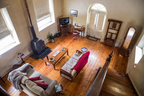 Clare Valley Heritage Retreat - Accommodation Main Beach 3