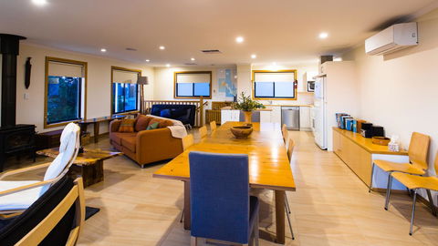 Southern Ocean Lookout - Accommodation Main Beach 9