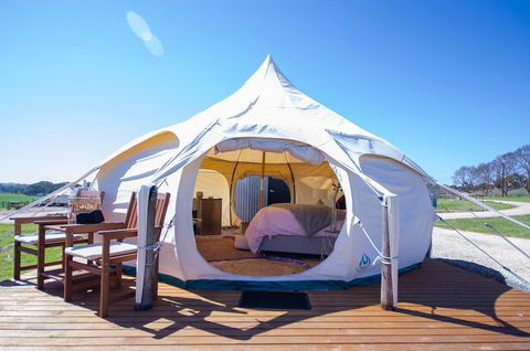 Bukirk Glamping & Fancy Coops - Accommodation Main Beach 6