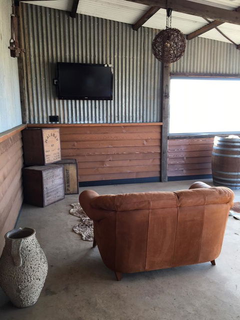 Bukirk Glamping & Fancy Coops - Accommodation Main Beach 28