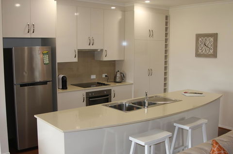C And C Tanunda - Accommodation Main Beach 2