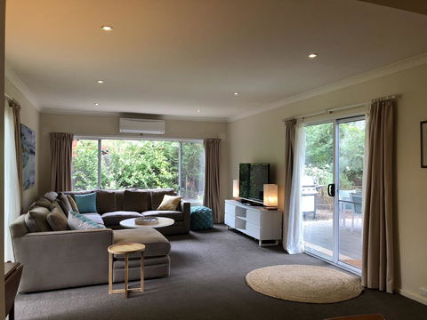 Jack\'s House B&B Clare - Accommodation Main Beach 12