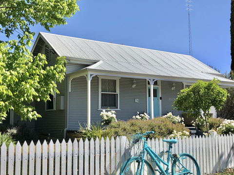 Jack\'s House B&B Clare - Accommodation Main Beach 1