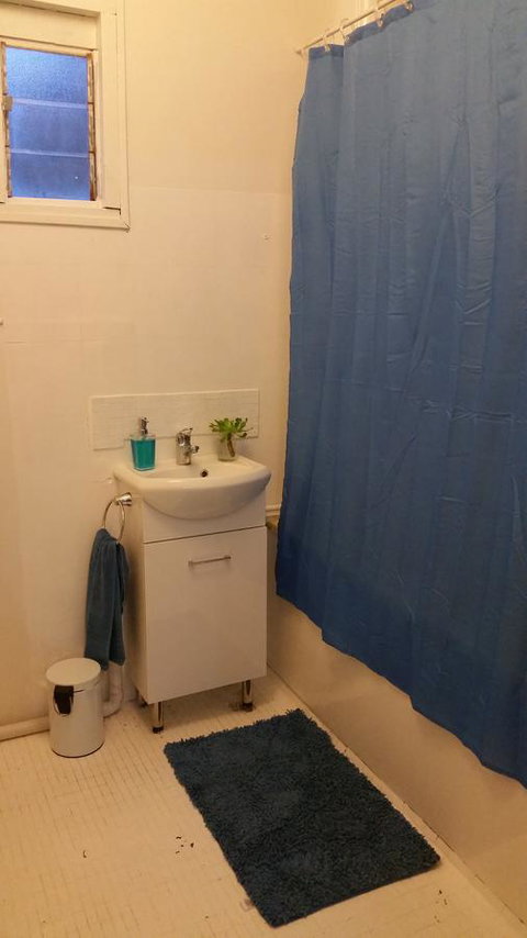 The Sandland Shack - Accommodation Main Beach 7