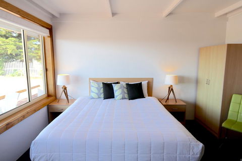 Harbour View Motel - Accommodation Main Beach 25