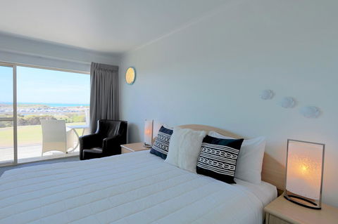 Harbour View Motel - Accommodation Main Beach 3