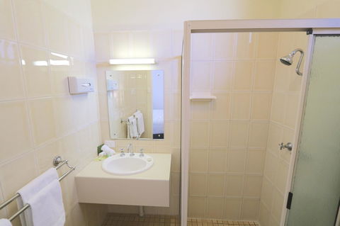 Harbour View Motel - Accommodation Main Beach 42