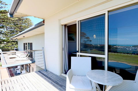Harbour View Motel - Accommodation Main Beach 10
