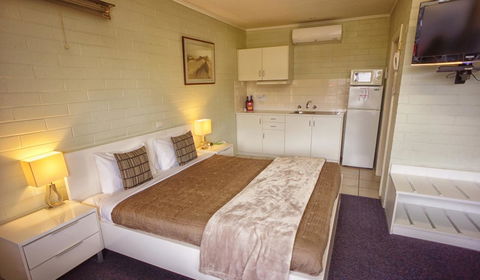 Harbour View Motel - Accommodation Main Beach 35