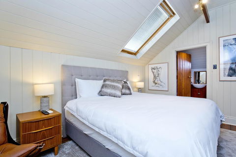 Druids Hall - Accommodation Main Beach 4