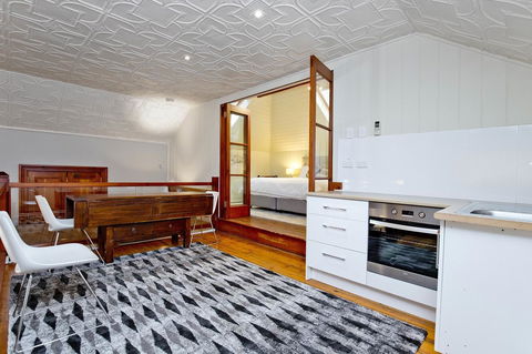 Druids Hall - Accommodation Main Beach 6