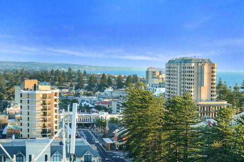 Glenelg Skyline Penthouse - Accommodation Main Beach 38