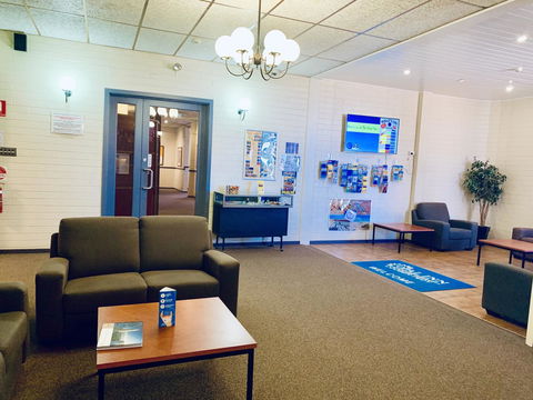 Opal Inn Hotel, Motel, Caravan Park - Accommodation Main Beach 32