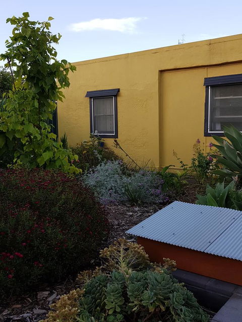 Sinclair Cottage - Accommodation Main Beach 29