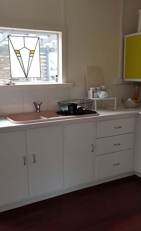 Sinclair Cottage - Accommodation Main Beach 7