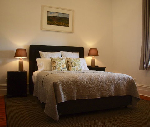 Scobie Lane Retreat - Accommodation Main Beach 10