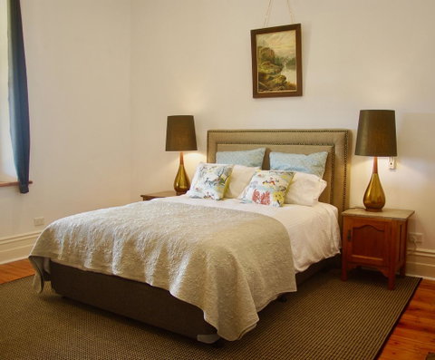 Scobie Lane Retreat - Accommodation Main Beach 9