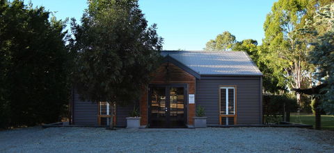 Irongate Studio B&B - Accommodation Main Beach 10