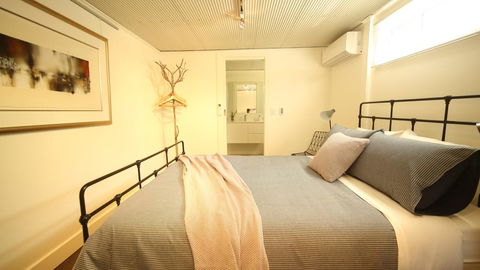 Irongate Studio B&B - Accommodation Main Beach 14