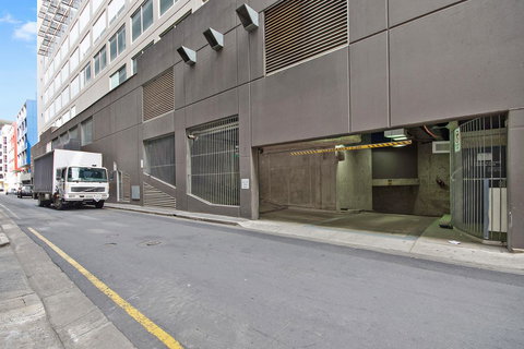 Swainson On Hindmarsh - Accommodation Main Beach 20