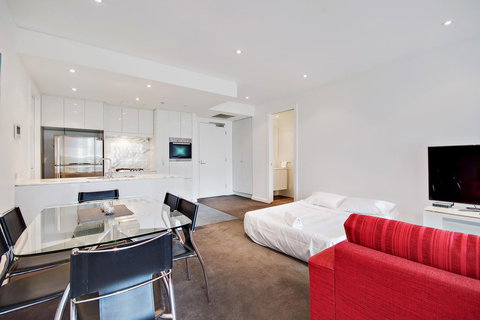 Swainson On Hindmarsh - Accommodation Main Beach 7