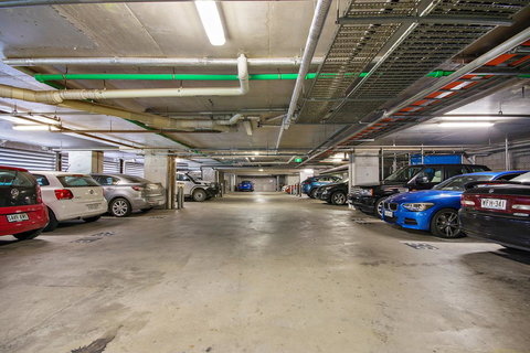 Swainson On Hindmarsh - Accommodation Main Beach 18