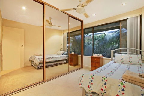 The Palms - Accommodation Main Beach 19