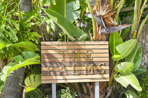 The Palms - Accommodation Main Beach 5