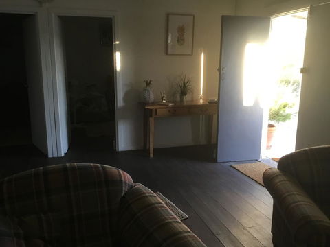 35 Trevena Road - Accommodation Main Beach 7