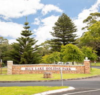 Blue Lake Holiday Park - Accommodation Main Beach