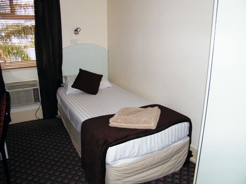 Grand Tasman Hotel - Accommodation Main Beach 22