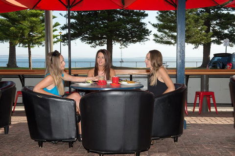 Grand Tasman Hotel - Accommodation Main Beach 14