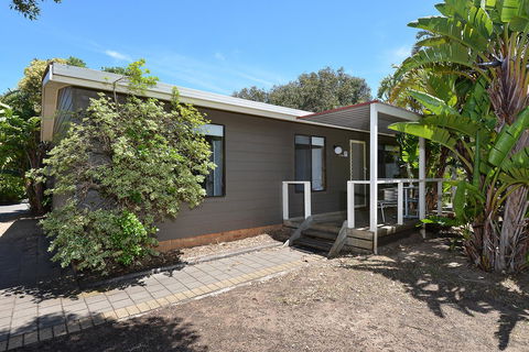 BIG4 Port Elliot Holiday Park - Accommodation Main Beach 21