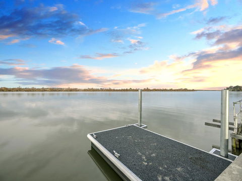 Muse On The Murray - Accommodation Main Beach 4