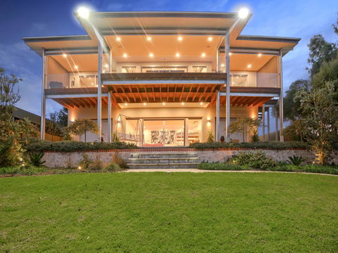 Muse On The Murray - Accommodation Main Beach 2