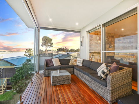 Muse On The Murray - Accommodation Main Beach 29