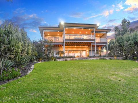 Muse On The Murray - Accommodation Main Beach 6