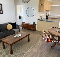 Sunshine Four - Accommodation Main Beach