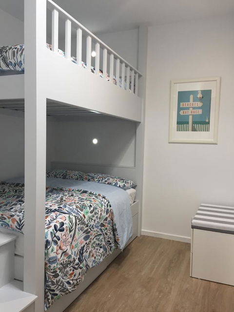 Casa Carrera - Accommodation Main Beach 16