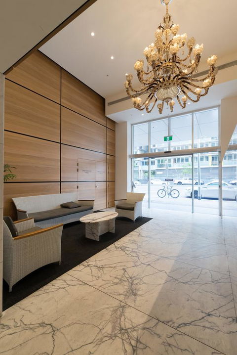 Ther-Rich 2Brm CBD Apartment - Accommodation Main Beach 15