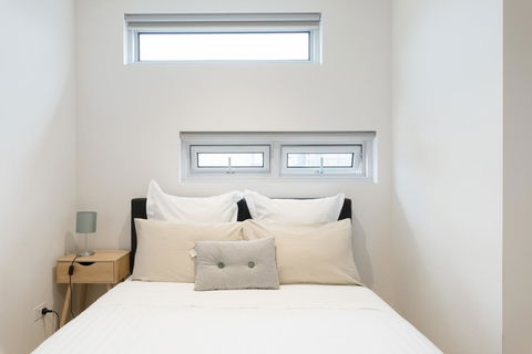 Ther-Rich 2Brm CBD Apartment - Accommodation Main Beach 6