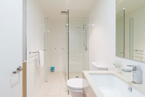 Ther-Rich 2Brm CBD Apartment - Accommodation Main Beach 29