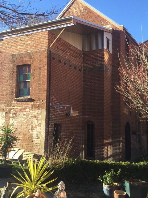Original Hat Factory - Accommodation Main Beach 0