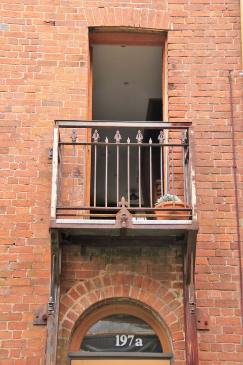Original Hat Factory - Accommodation Main Beach 1