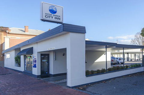 Victor Harbor City Inn - Accommodation Main Beach 0