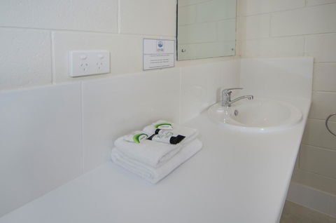 Victor Harbor City Inn - Accommodation Main Beach 30