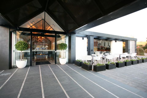 Ellen Hotel - Accommodation Main Beach 22