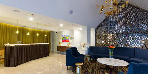 Ellen Hotel - Accommodation Main Beach 8