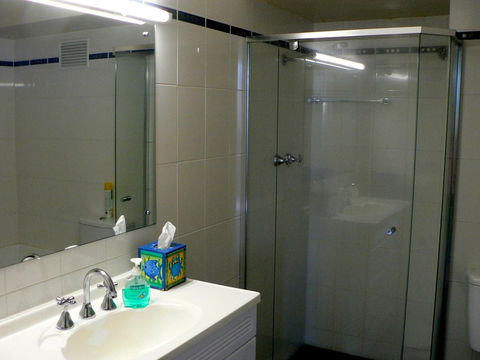 South Esplanade Apartment - Accommodation Main Beach 2